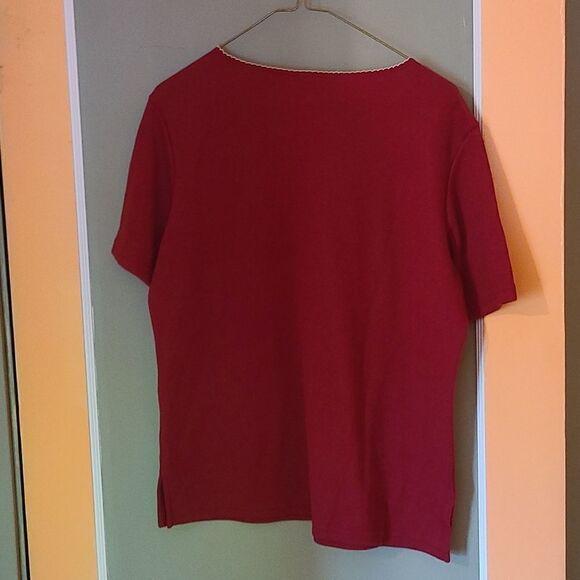 Liz Baker Medium Short Sleeve Red V-Neck sweater with neckline embellishment - Picture 2 of 4